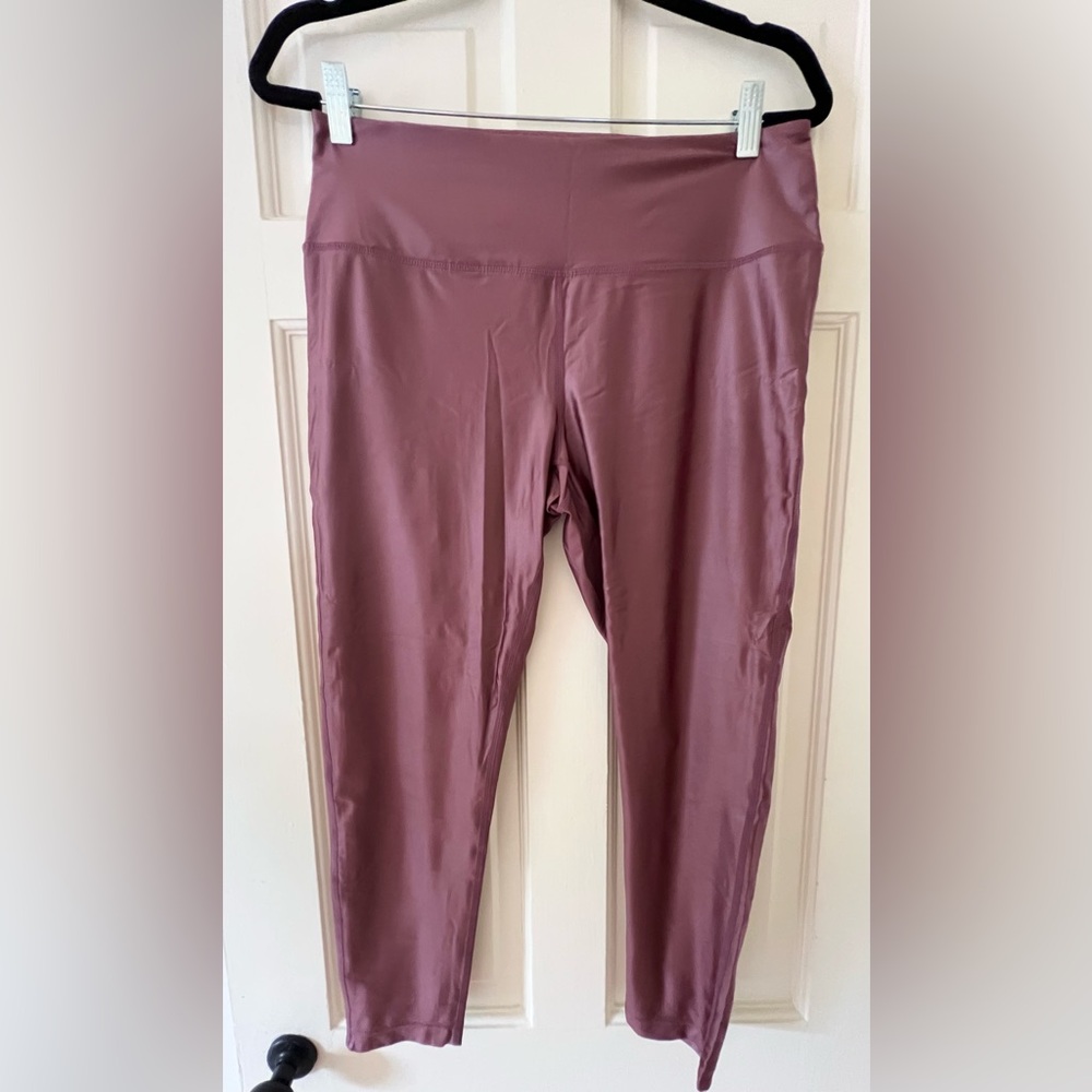 Zella cropped leggings w/wide waist band